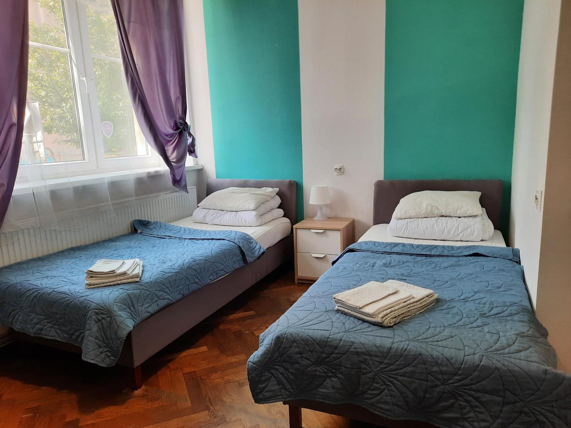 Lorf Hostel&Apartments — Zdjęcia 2